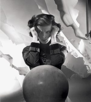 beautiful photography images - Katharine Hepburn 1935.jpg